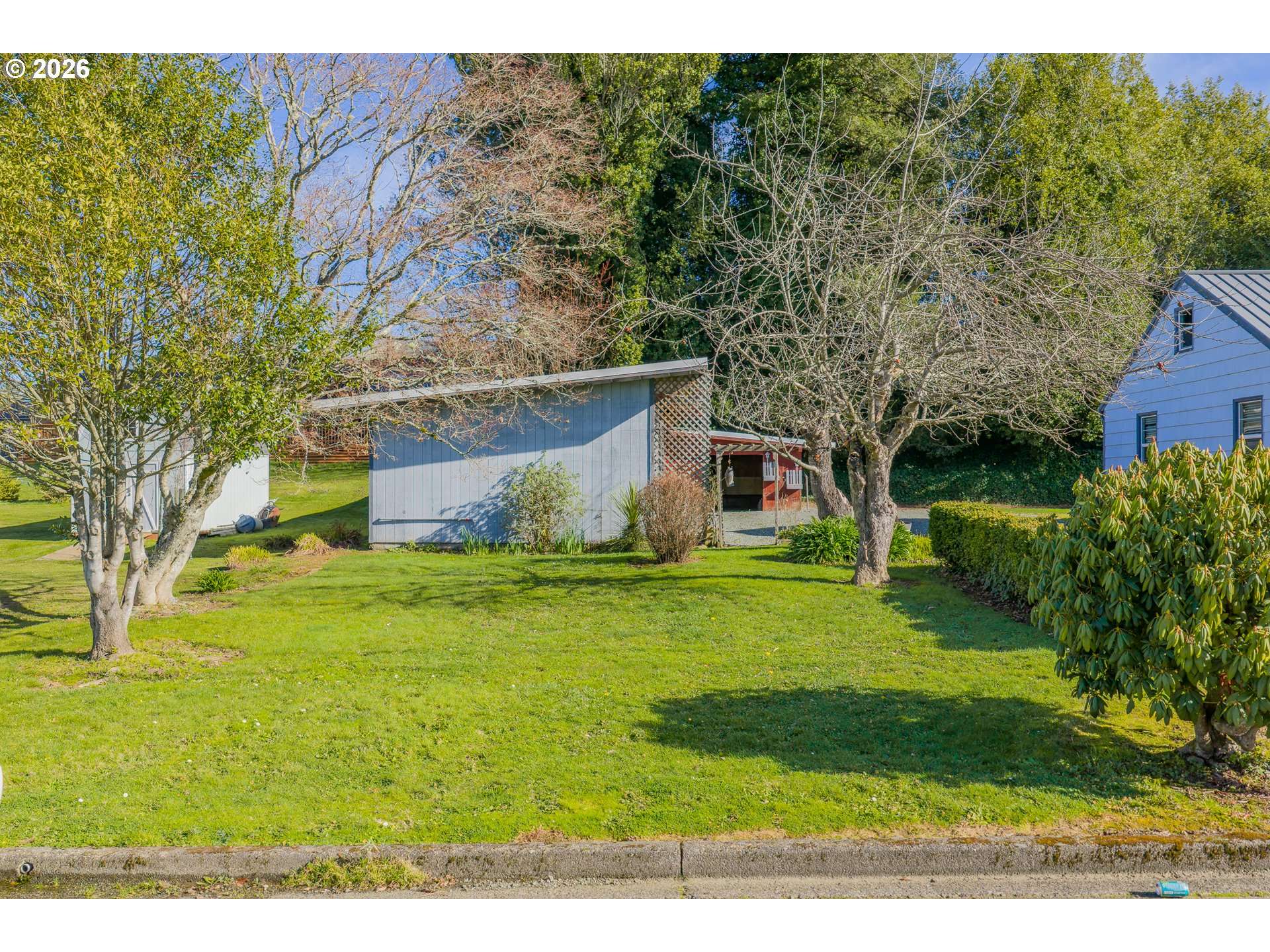 227 BORDER ST, Myrtle Point, OR 97458