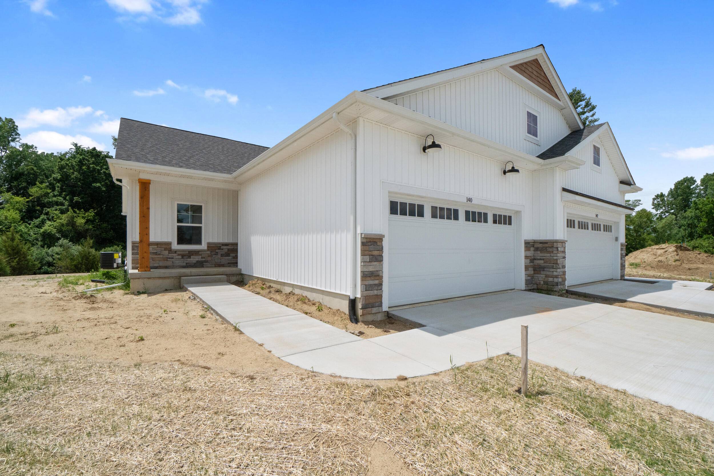 144 Ashley CT, Brooklyn Vlg, MI 49230