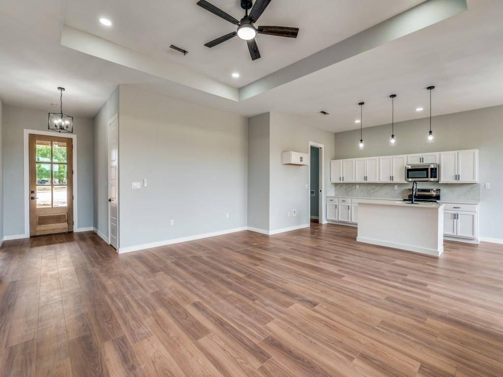 856 Buck Board Drive, De Leon, TX 76444