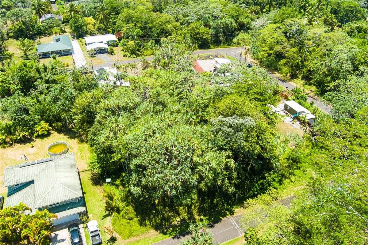 S OPAKAPAKA ST, Pahoa, HI 96778