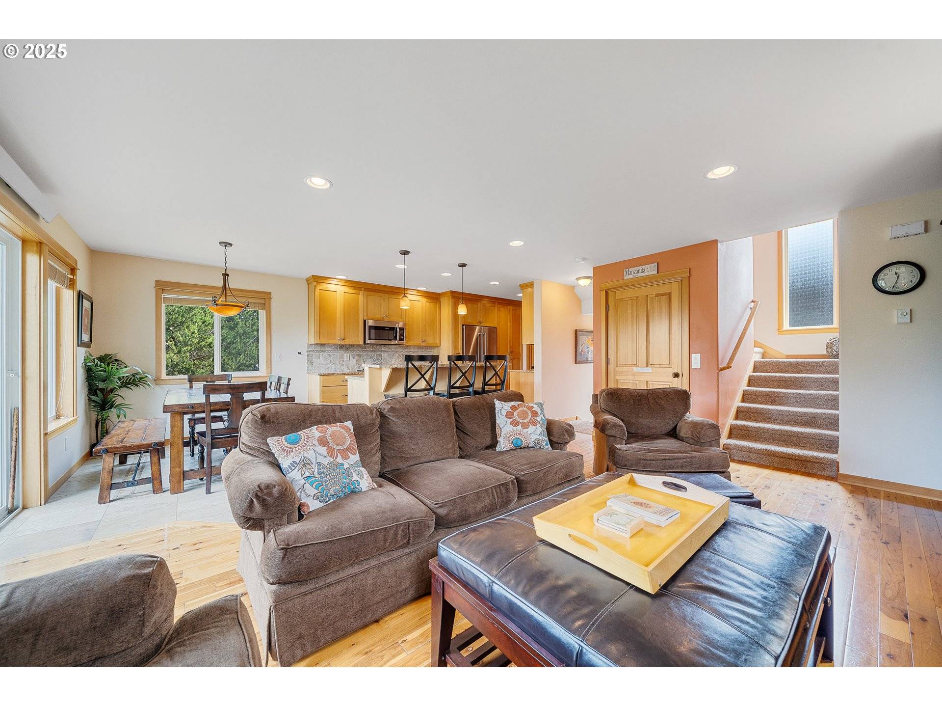 8916 Pelican LN #4, Manzanita, OR 97130