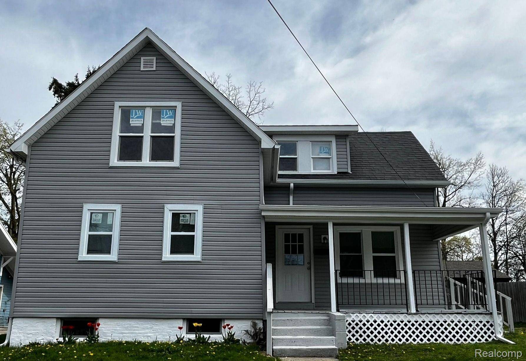 417 E HUNT ST, Adriancity_lenawee, MI 49221