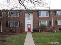 25300 SHIAWASEE CIR #202, Southfield, MI 48033