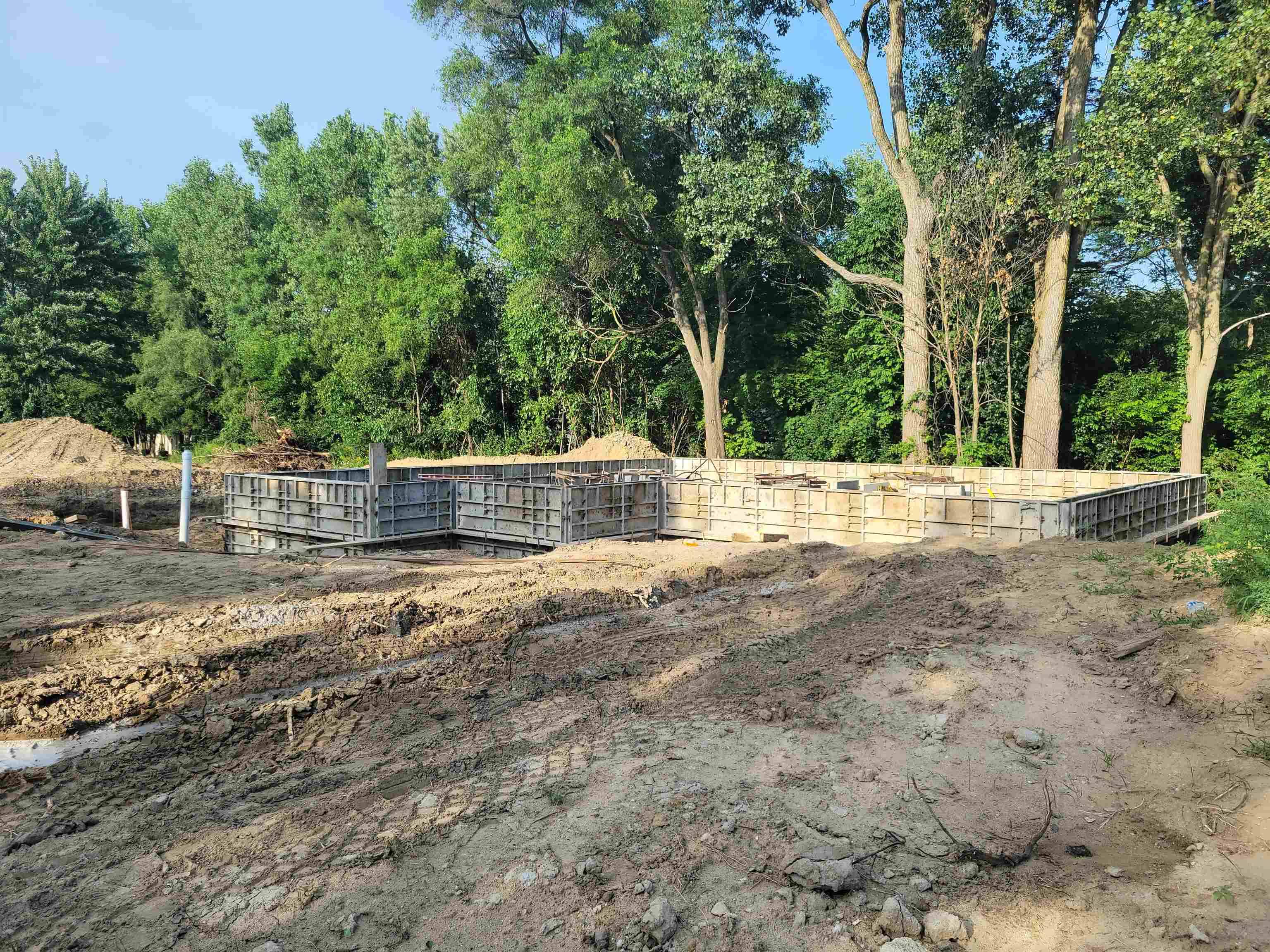 11461 Hidden Oaks DR, Vienna Twp, MI 48420