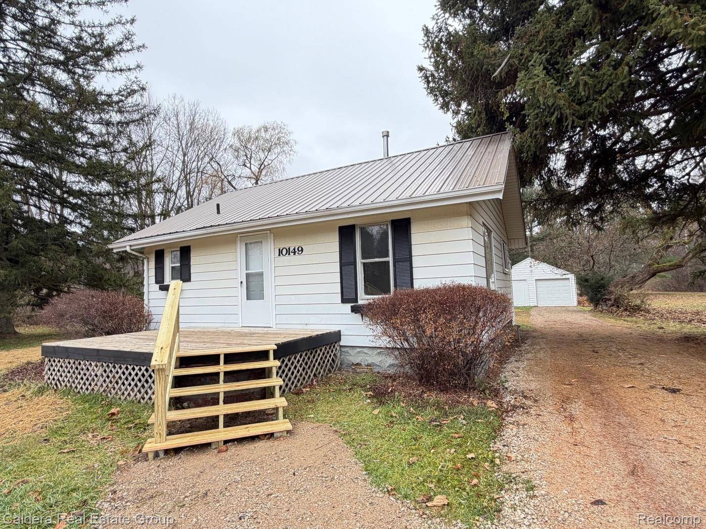 10149 Seymour RD, Montrose, MI 48457