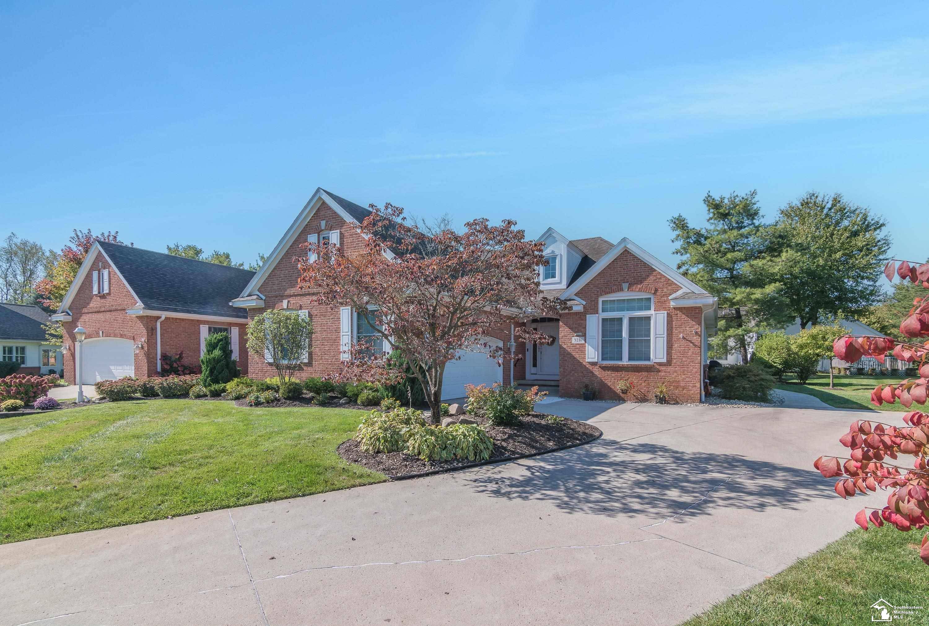 3216 Ravine Hollow CT, Bedford Twp, MI 48144