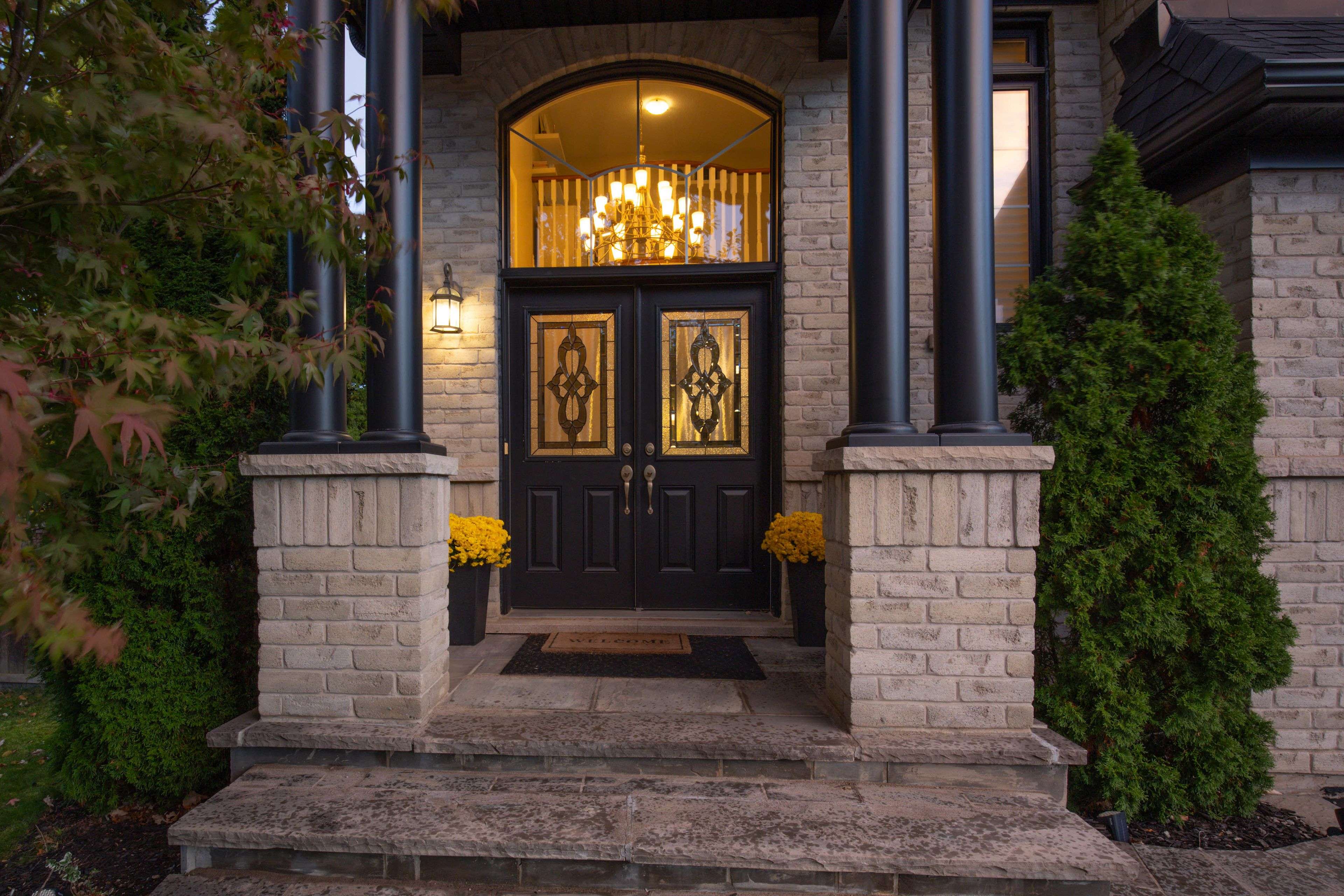 3262 Skipton LN, Oakville, ON L6M 0K2