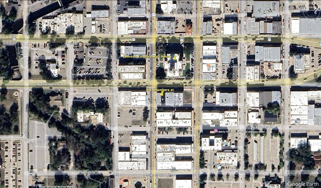 6 E Chambers Street, Cleburne, TX 76031