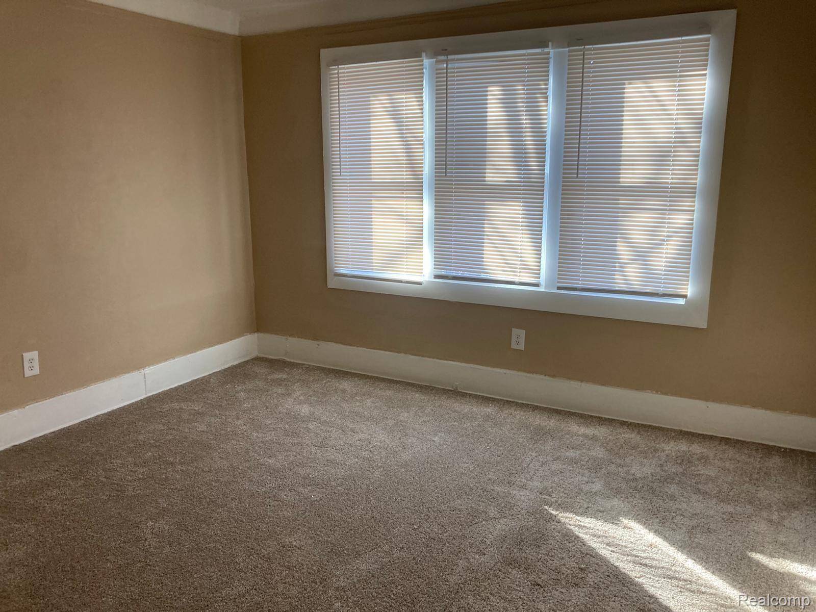 12293 SORRENTO ST, Detroit, MI 48227