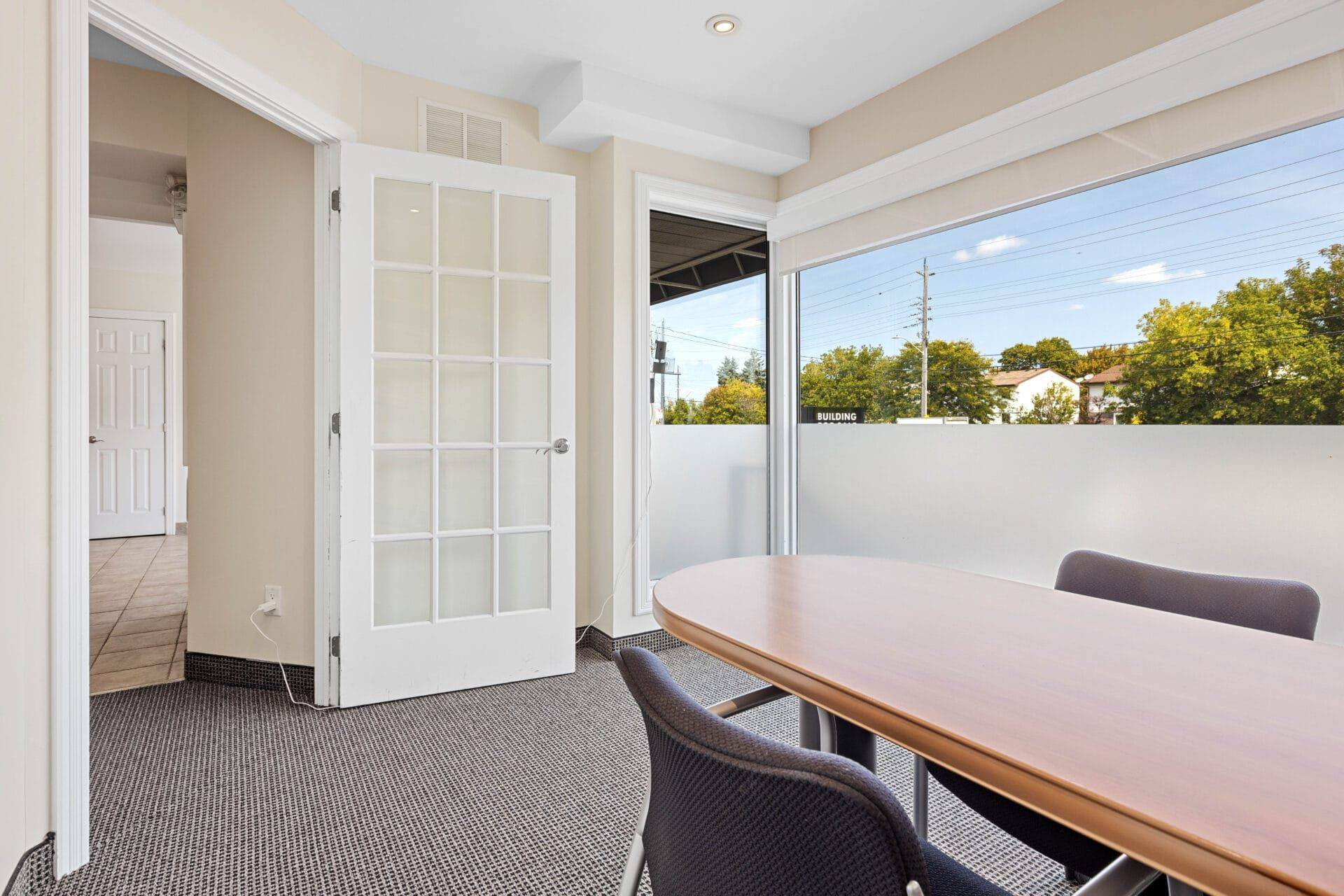 806 Greenbank RD, Barrhaven, ON K2J 1A2