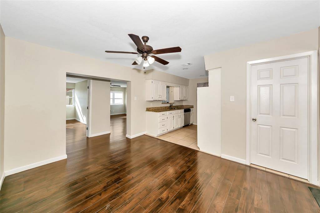 1818 Hillcrest Drive, Irving, TX 75062