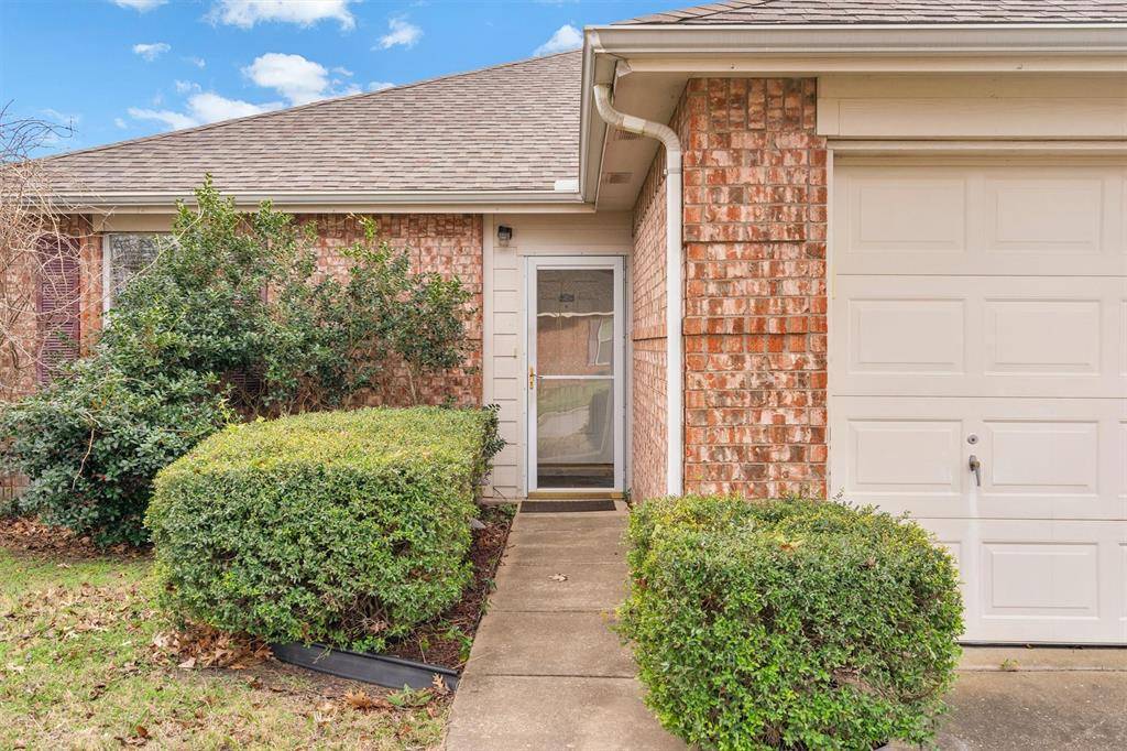 103 Charleston Drive, Anna, TX 75409