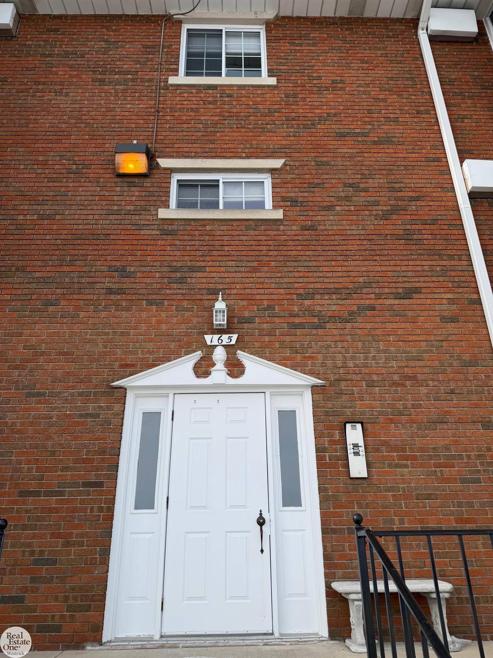 165 S Water ST, Marine City, MI 48039