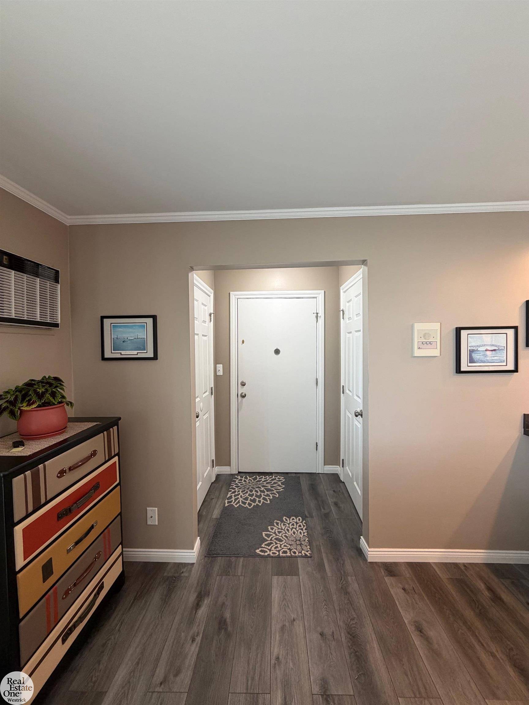 165 S Water ST, Marine City, MI 48039