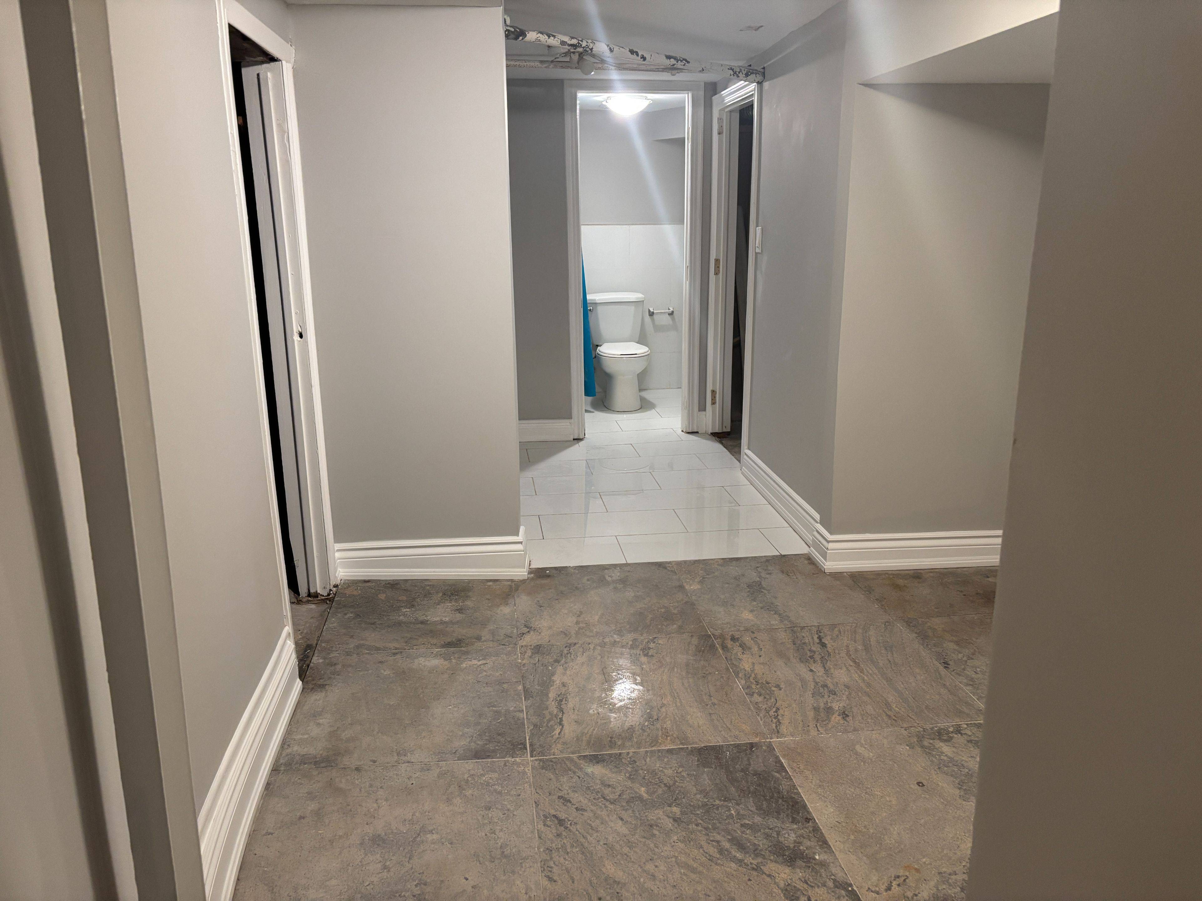 507 Oakwood AVE, Toronto C03, ON M6E 2W9