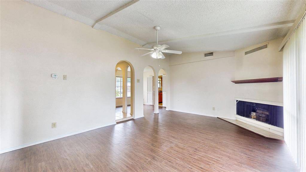 1147 Shadyglen Circle, Richardson, TX 75081