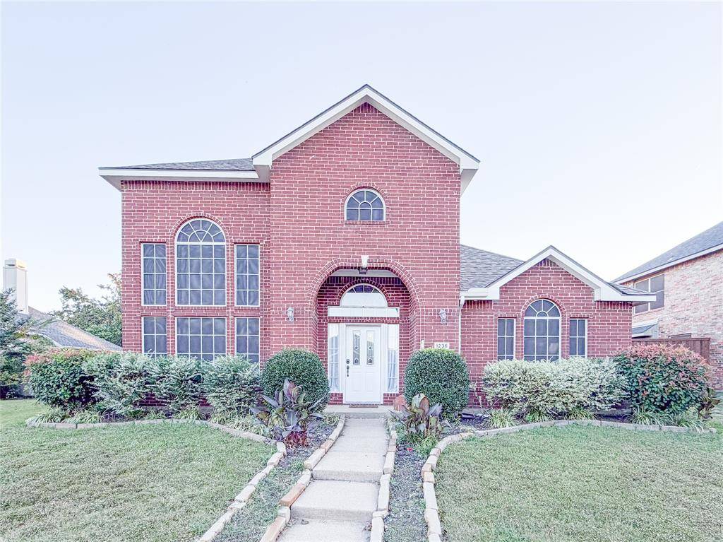 1236 Whitehorse Drive, Lewisville, TX 75077