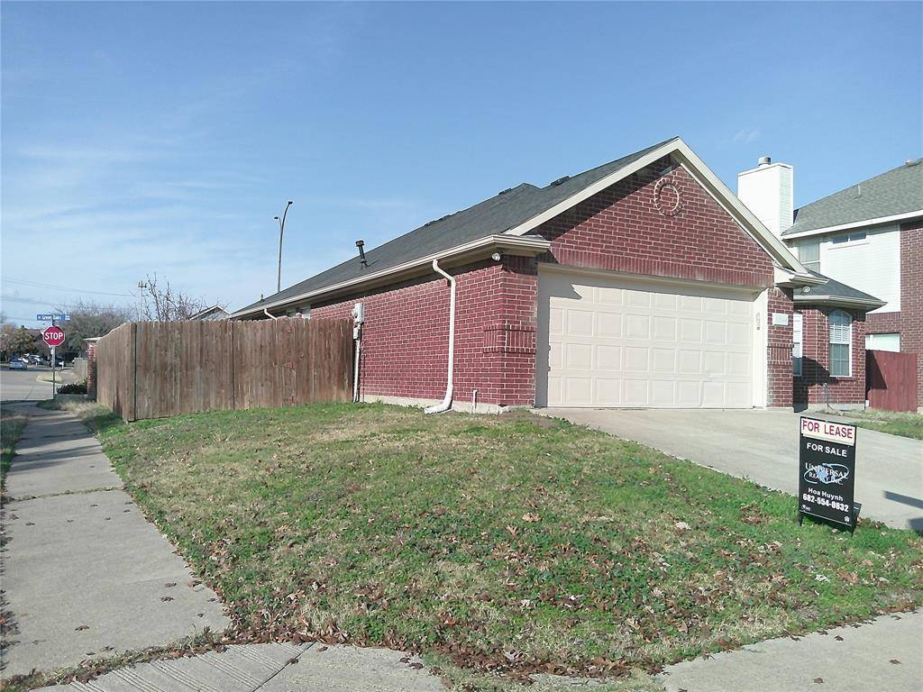 5644 Indian Hill Drive, Arlington, TX 76018