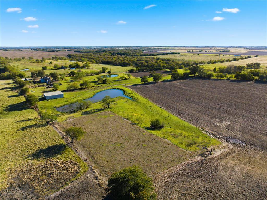 2663 W Crabb Road, West, TX 76691