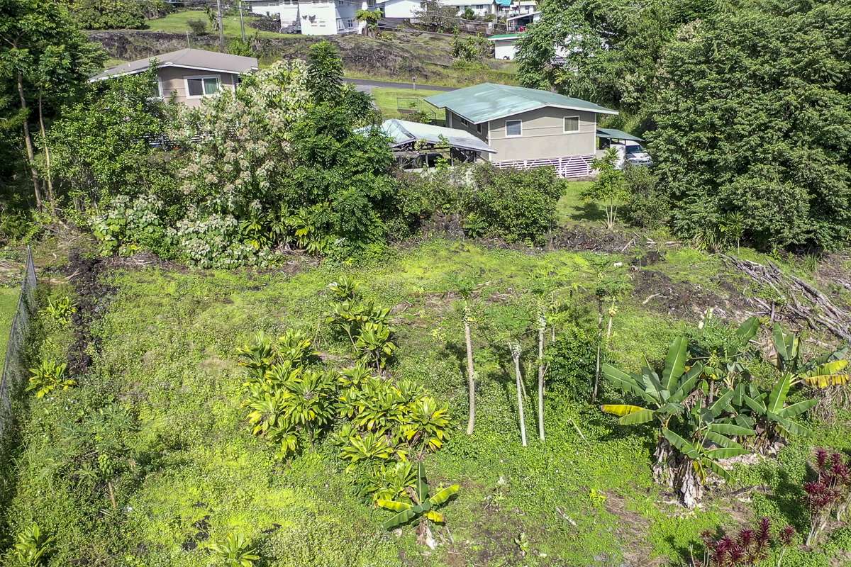 560 KAUMANA DR, Hilo, HI 96720