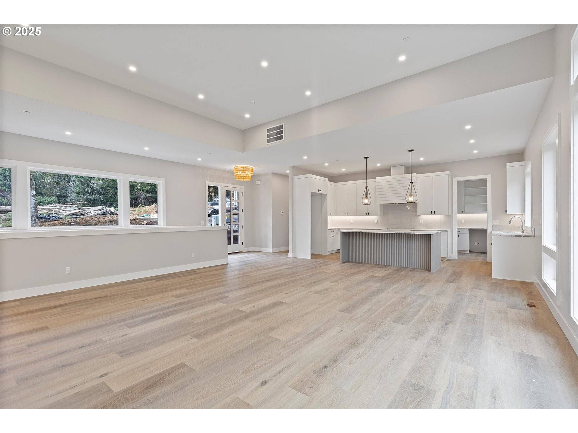 740 MONICA CT, Cannon Beach, OR 97110