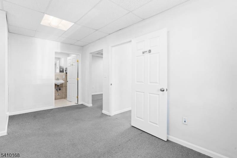 23 Paterson Ham Burg Tpk, Riverdale Boro, NJ 07457