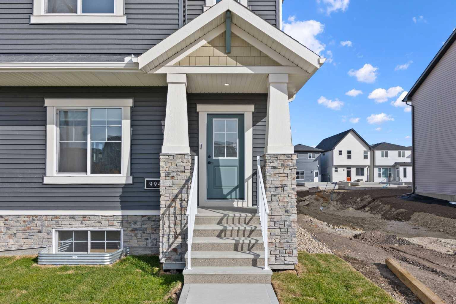 994 Chinook Winds Meadow SW, Airdrie, AB T4B 5R1