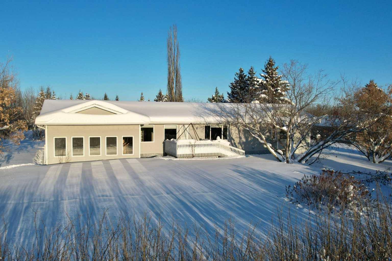 111, 59528 Range Road 55, Rural Barrhead No. 11 County Of, AB T7N 1N3