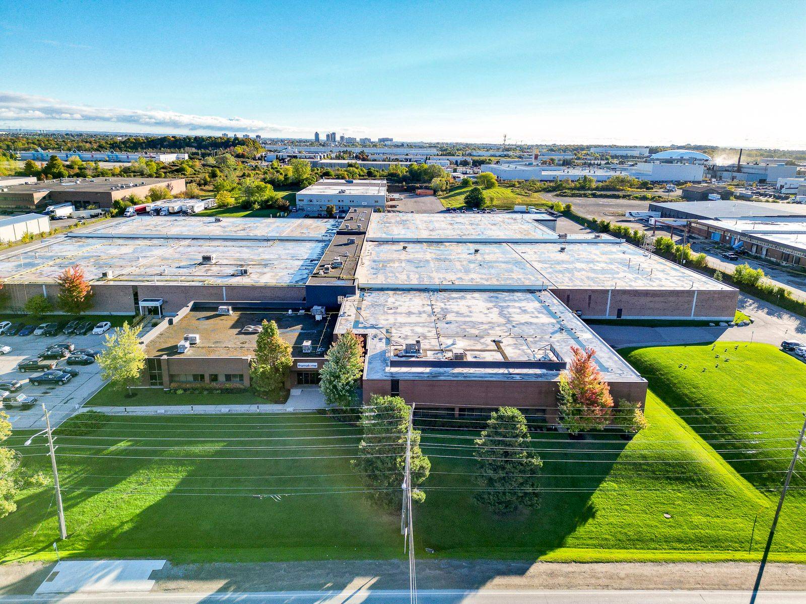 925 Brock RD #3, 4, 5, 8, Pickering, ON L1W 2X9
