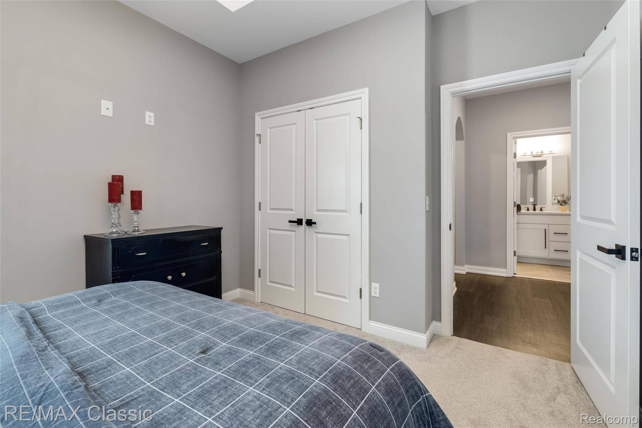 8047 Bridgestone BLVD, White Lake Charter Township, MI 48386