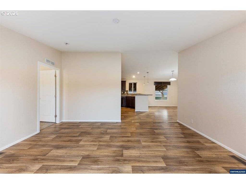 151 EDWARDS RD, Monmouth, OR 97361