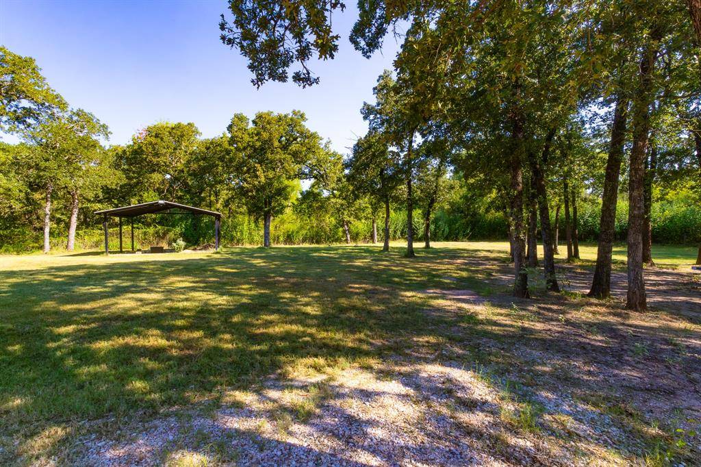 536 Cavin Lane, Axtell, TX 76624