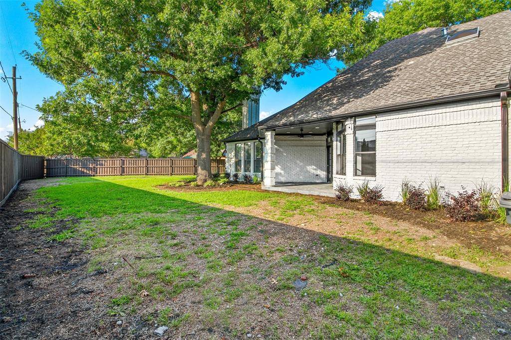 7319 Briarnoll, Dallas, TX 75252