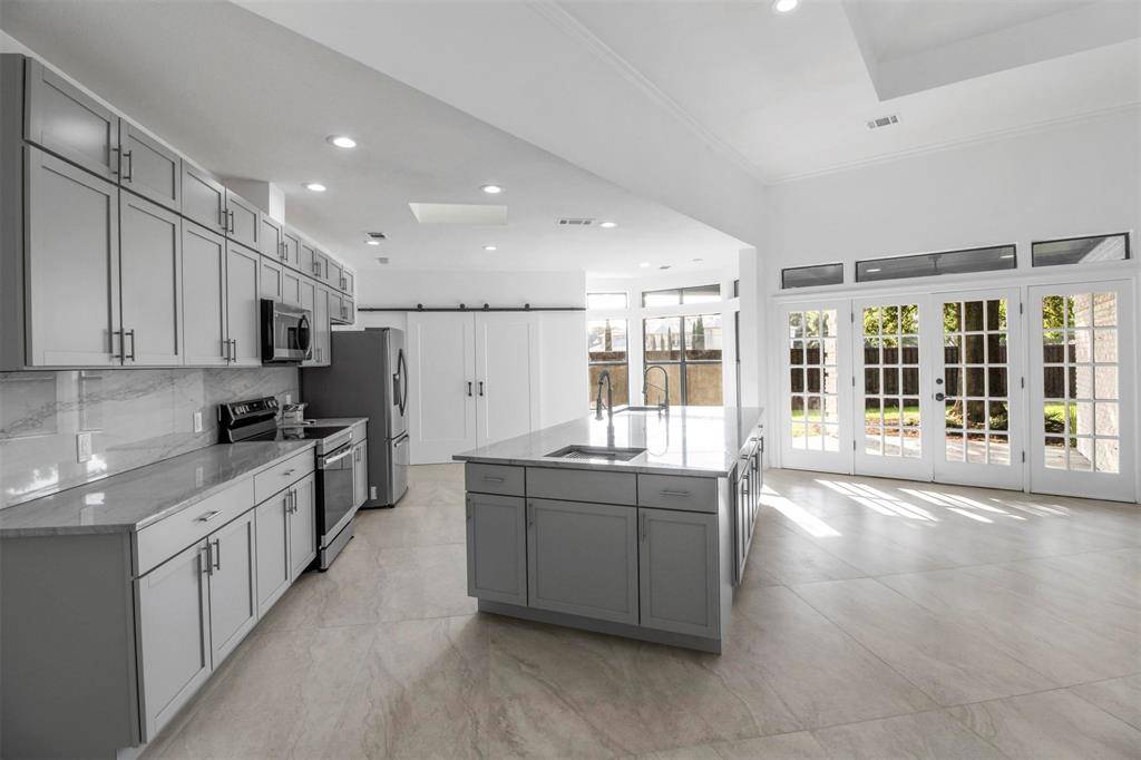 7319 Briarnoll, Dallas, TX 75252