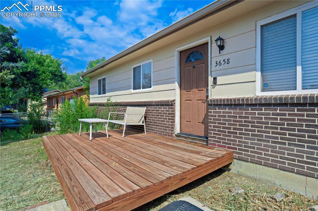 3658 Darkwood PL, Colorado Springs, CO 80910