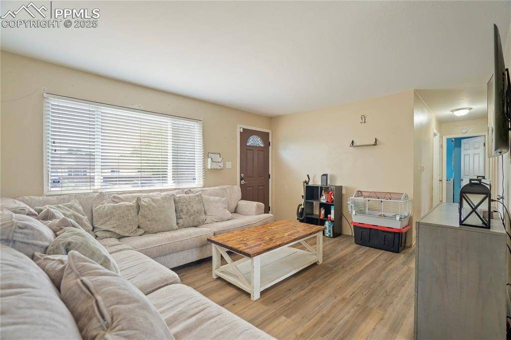 3658 Darkwood PL, Colorado Springs, CO 80910