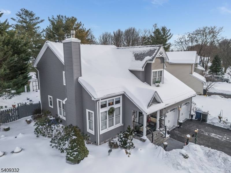 7 Rachel Ct, Clinton Town, NJ 08809