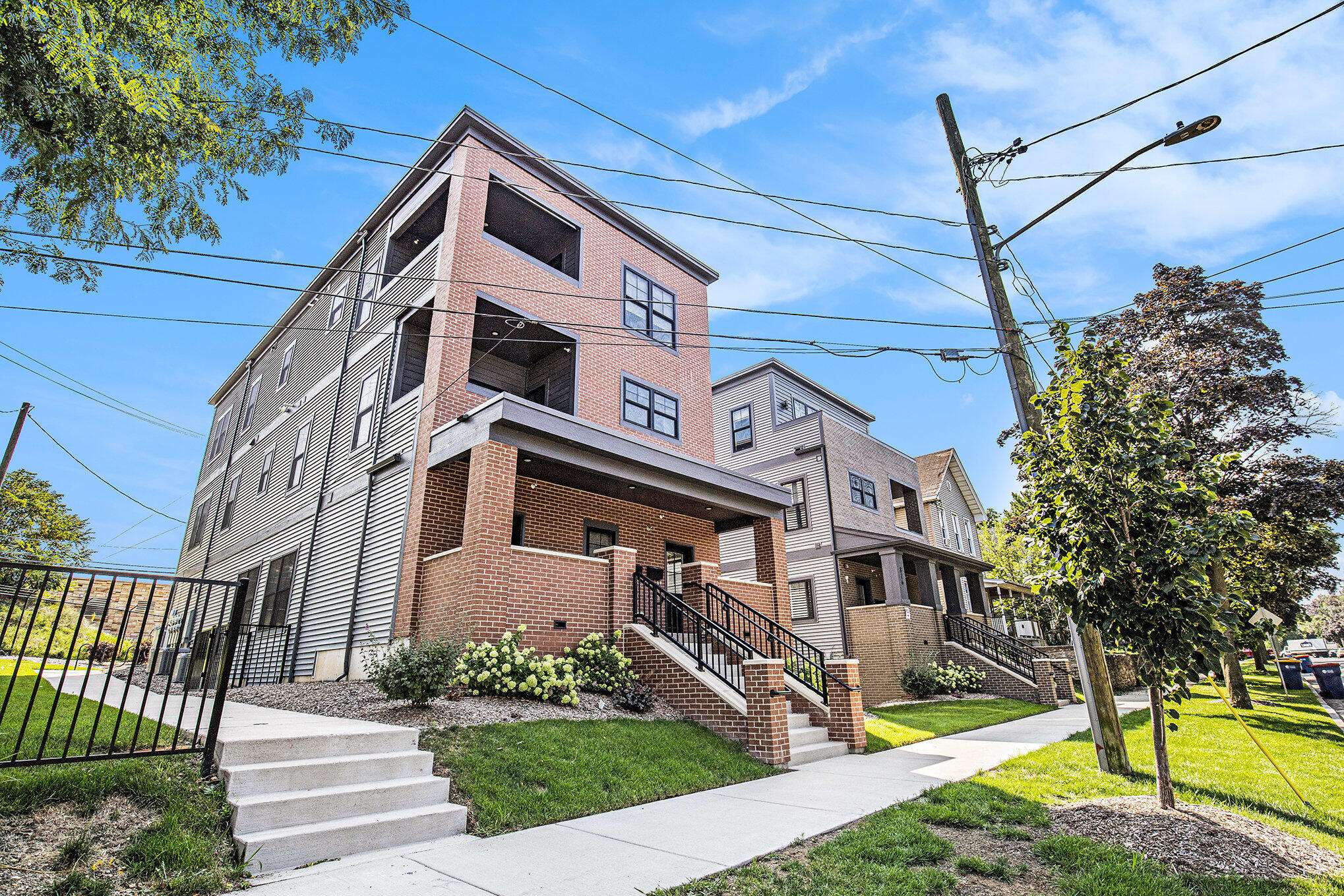 826 Fairview AVE NE #4, City Of Grand Rapids, MI 49503