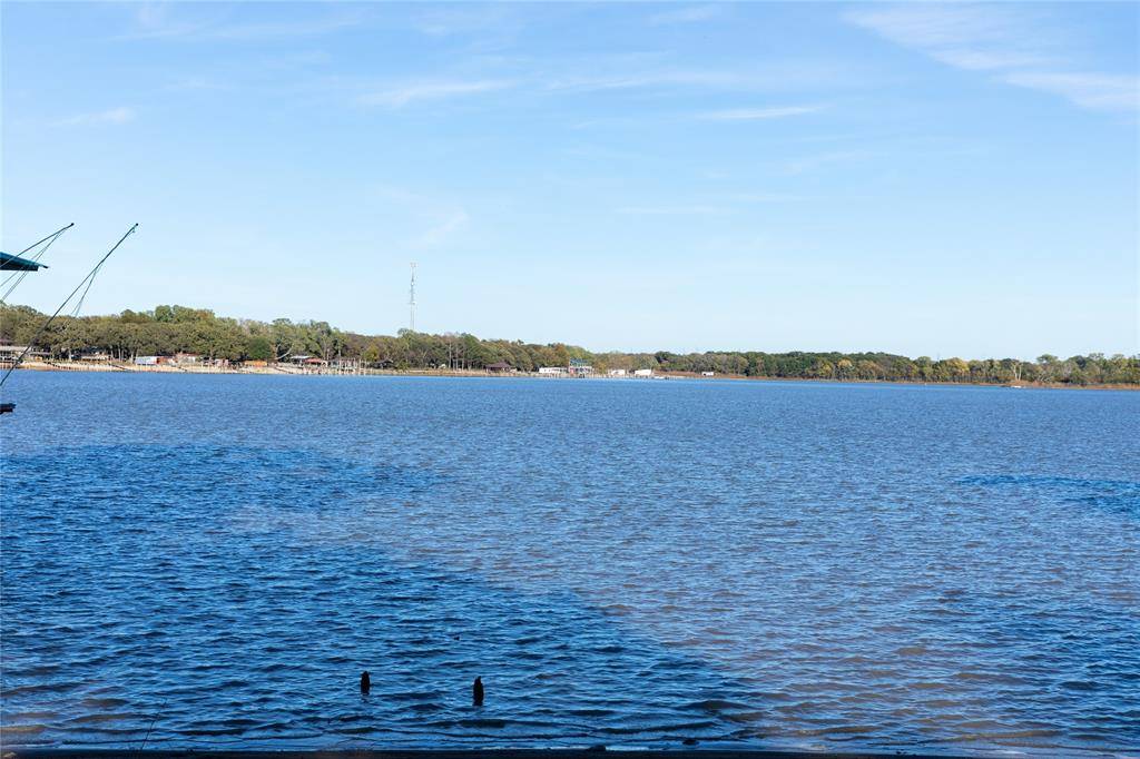 6808 Briar Road, Azle, TX 76020