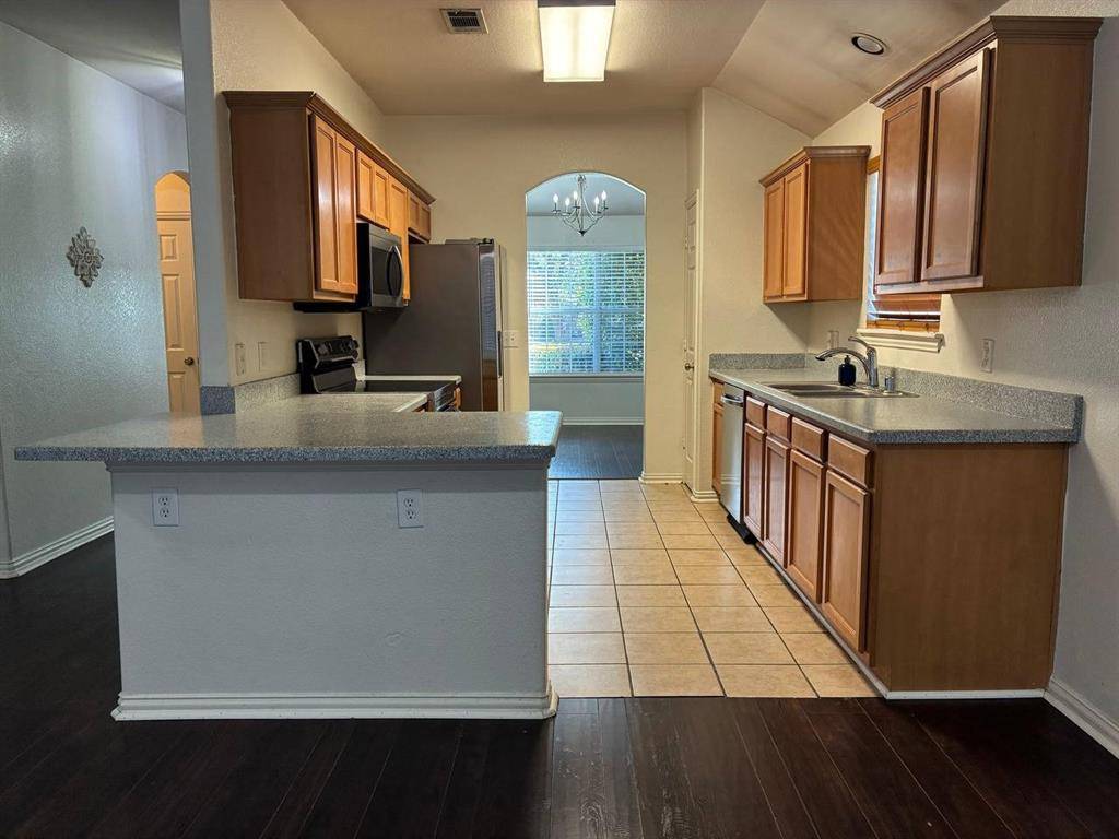 515 Creekside Drive, Princeton, TX 75407