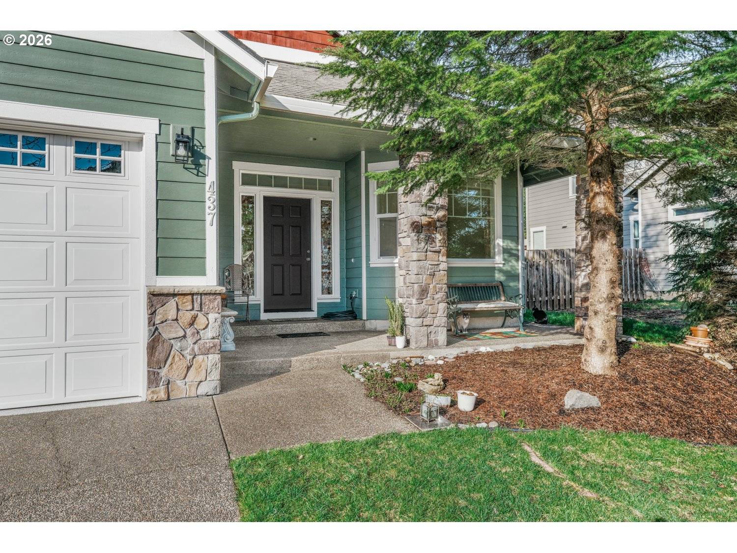 437 N 8TH PL, Carlton, OR 97111