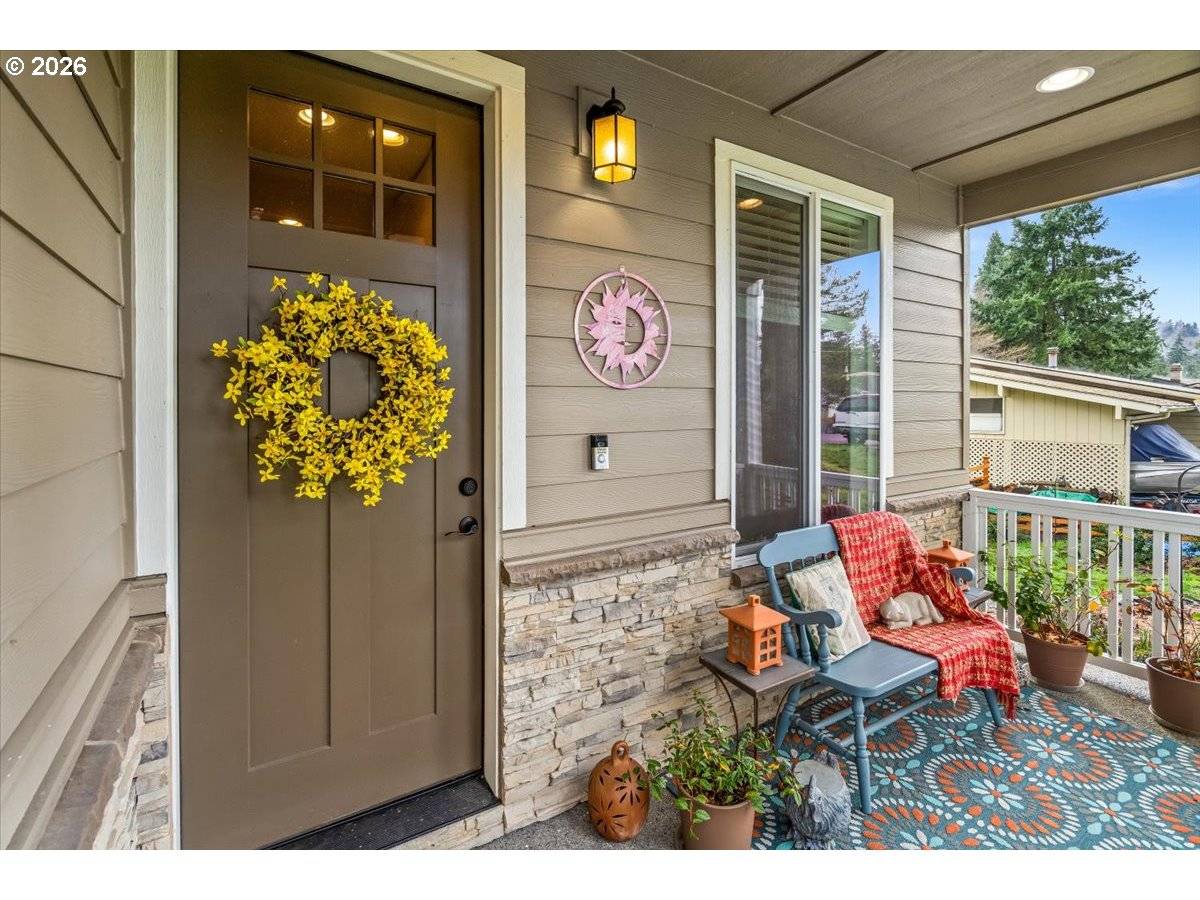 29800 RIVERVIEW DR, Rainier, OR 97048