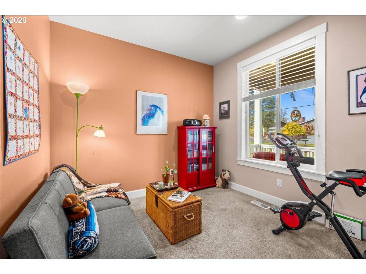 29800 RIVERVIEW DR, Rainier, OR 97048