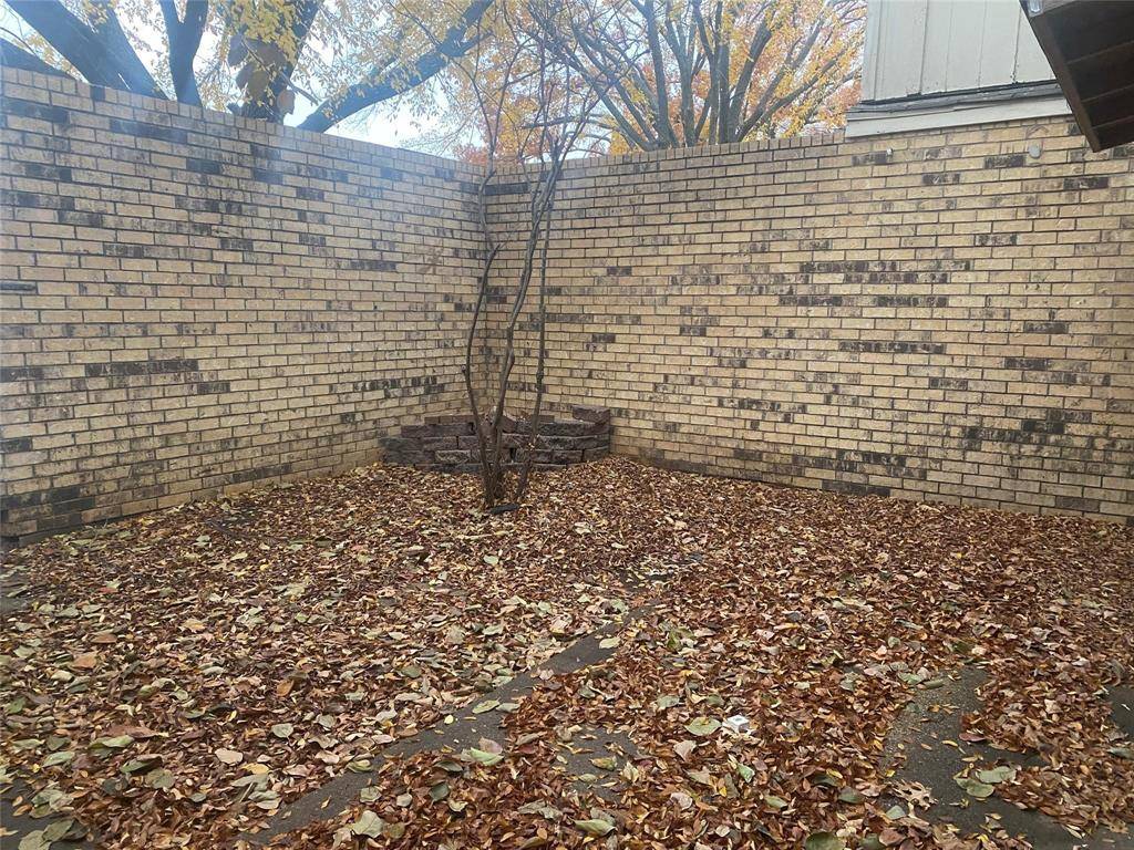 501 Towne House Lane, Richardson, TX 75081