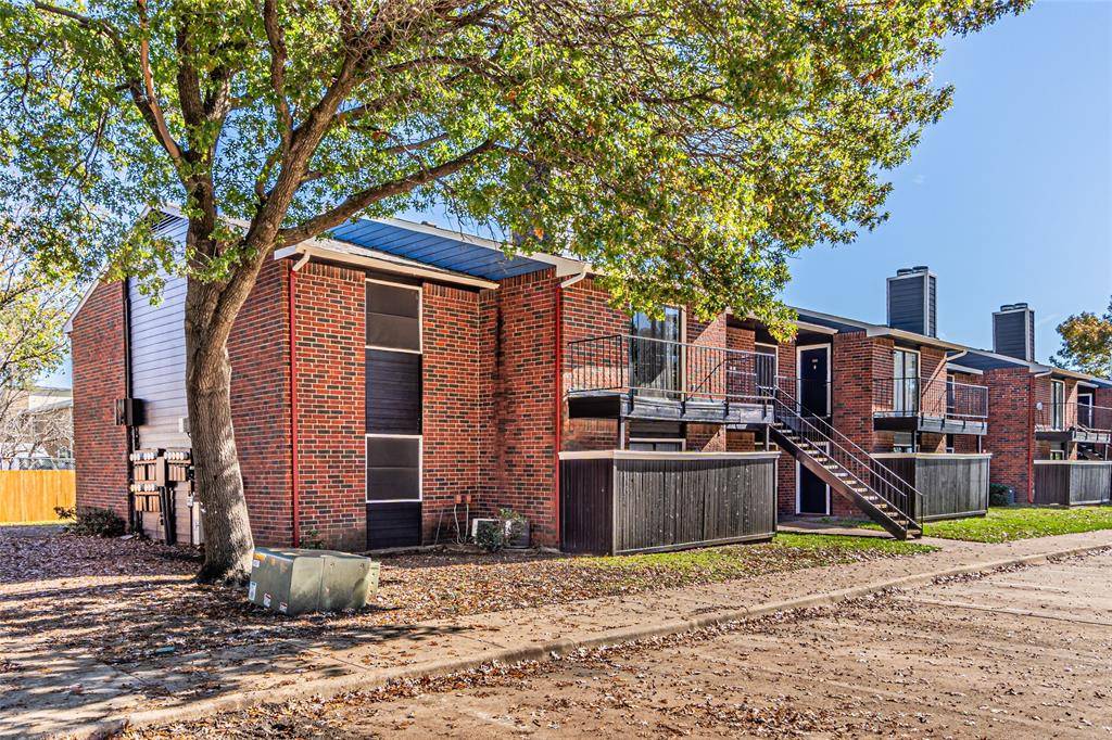 300 W Wintergreen Road #730ABP, Desoto, TX 75115