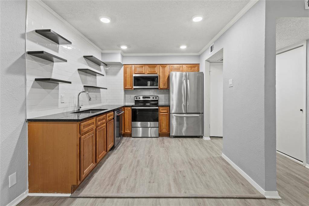 4859 Cedar Springs Road #157, Dallas, TX 75219