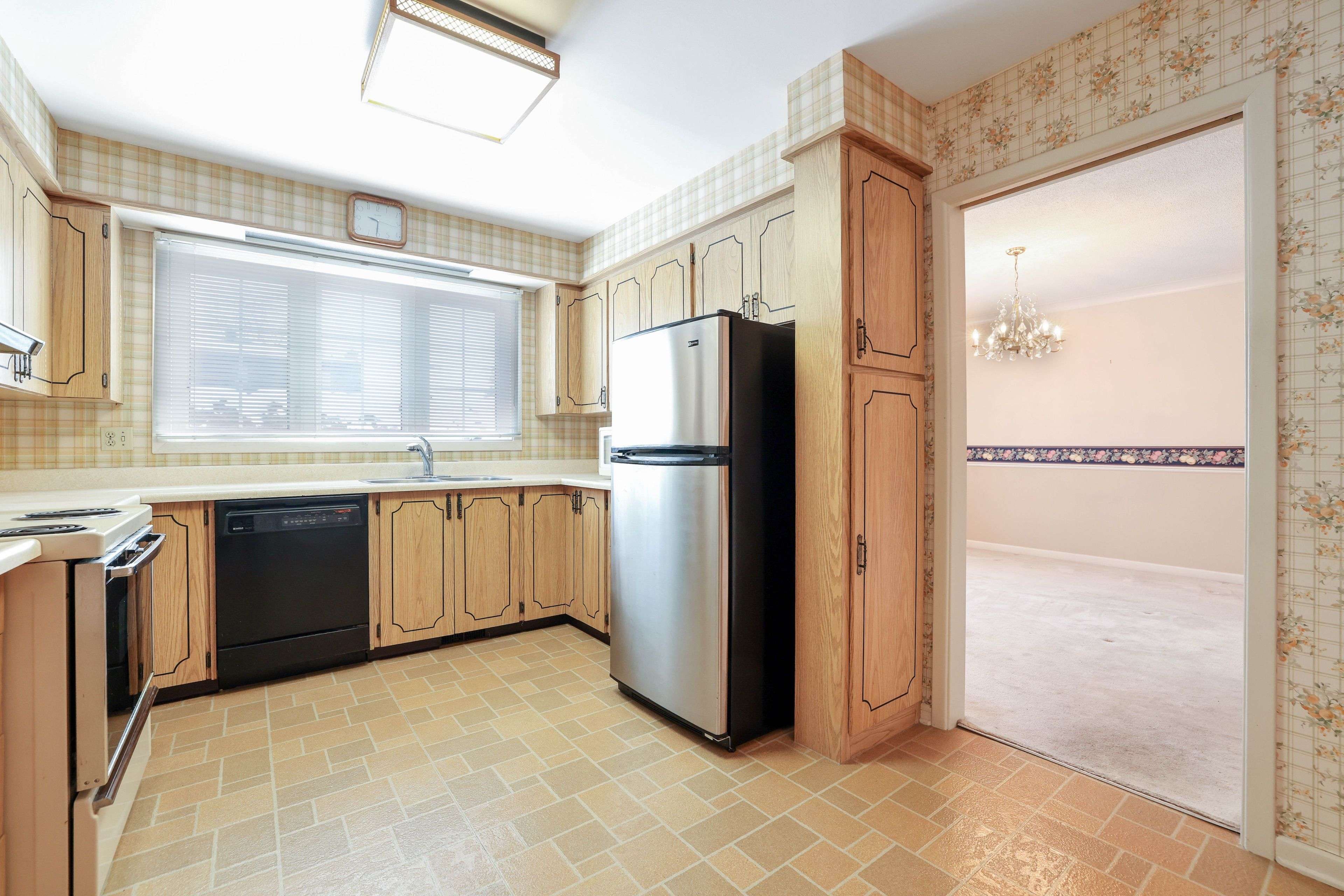 935 Parkhaven AVE, Britannia Heights - Queensway Terrace N And Area, ON K2B 5K4