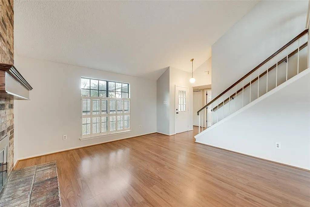 1516 Golden Grove Drive, Mesquite, TX 75149