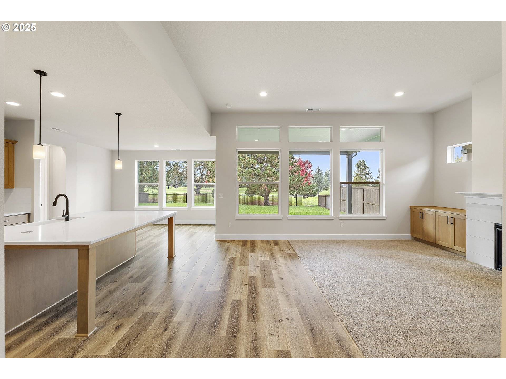 707 Magnolia AVE, Woodburn, OR 97071