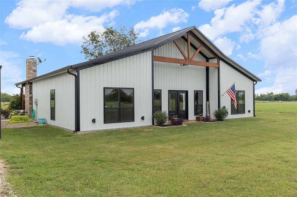 1498 County Road 24800, Brookston, TX 75421